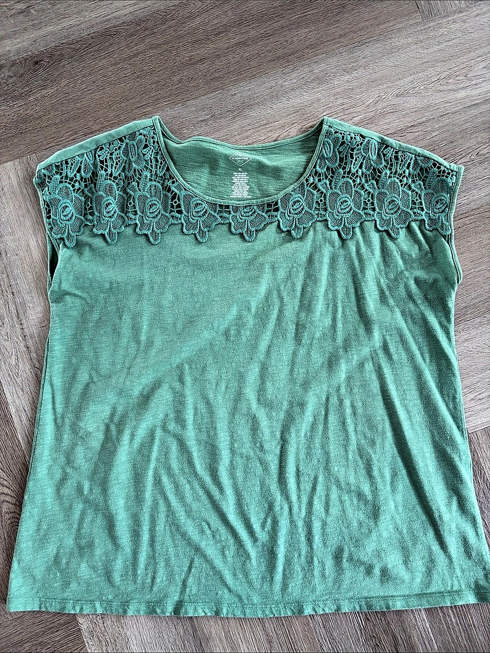 St. John's Bay Lace Neckline Tank Top in Green